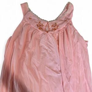 Vintage 1960s Pink Embroidered Babydoll Chemise Dress Cosplay Housewife Medium